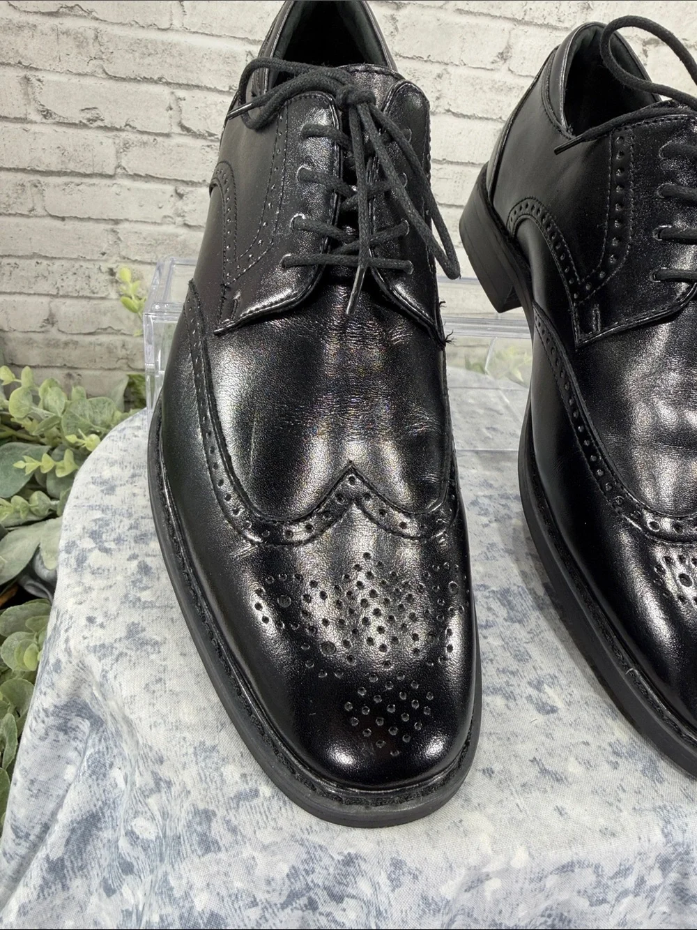 JOSEPH ABBOUD - Black Leather Wingtip Dress Oxfords - Mens 9W(EEE) 🖤 EUC